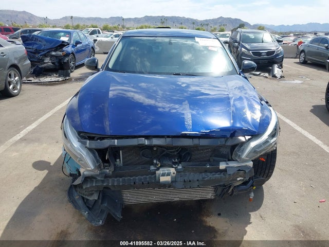 1N4AL4CVXKC226595 Nissan Altima 2.0 Sr