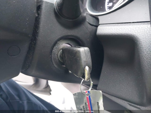 4T1B11HK4JU509323 Toyota CAMRY LE