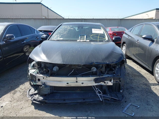 4T1B11HK4JU509323 Toyota CAMRY LE