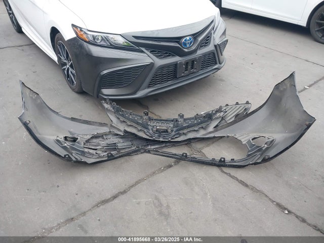 4T1B11HK4JU509323 Toyota CAMRY LE