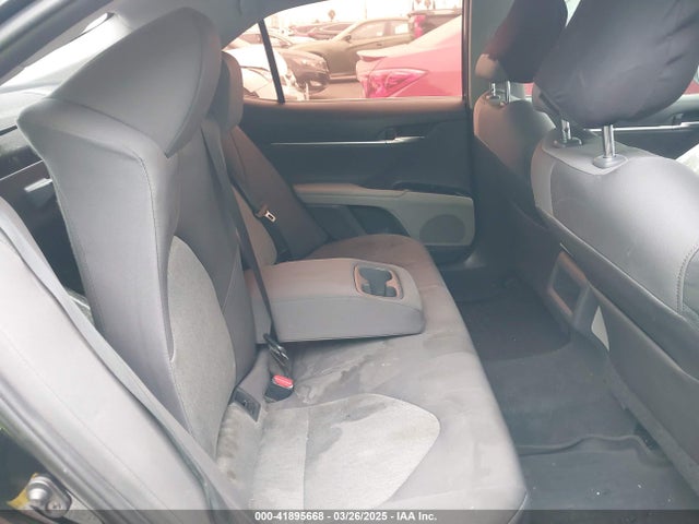 4T1B11HK4JU509323 Toyota CAMRY LE