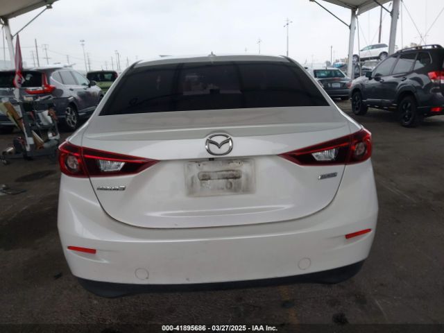 3MZBN1V38JM238516 Mazda Mazda3 Touring
