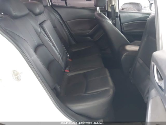 3MZBN1V38JM238516 Mazda Mazda3 Touring