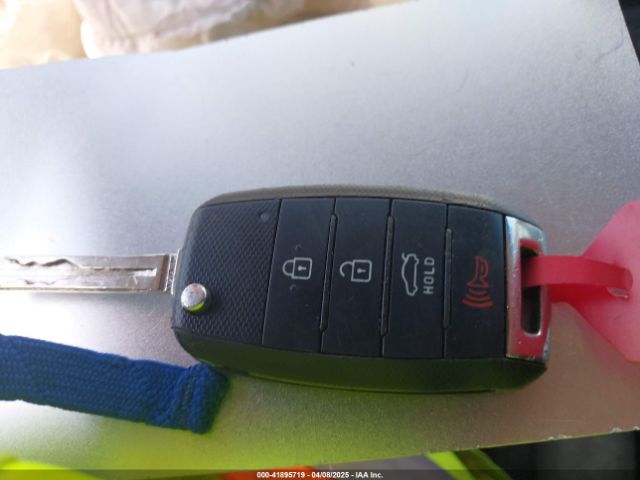 5XXGM4A73EG340514 KIA Optima Lx