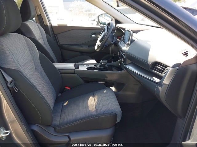 JN8BT3BA2PW001170 Nissan Rogue Sv Fwd
