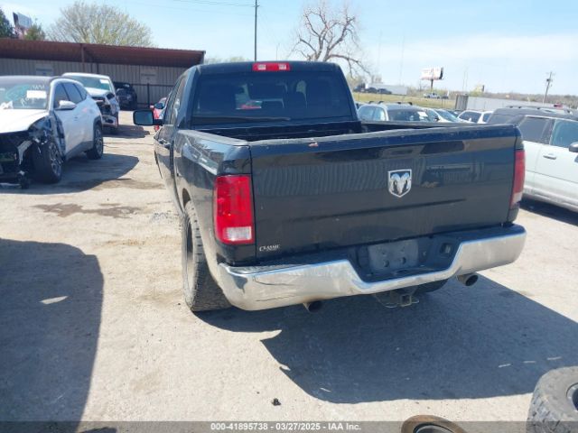 1C6RR6FT3KS563110 RAM 1500 Classic Tradesman  4x2 6'4 Box