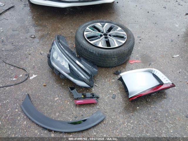 KNDC34LA9R5217482 KIA Ev6 Wind