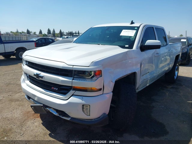 3GCUKREC4JG507631 Chevrolet Silverado 1500 2lt