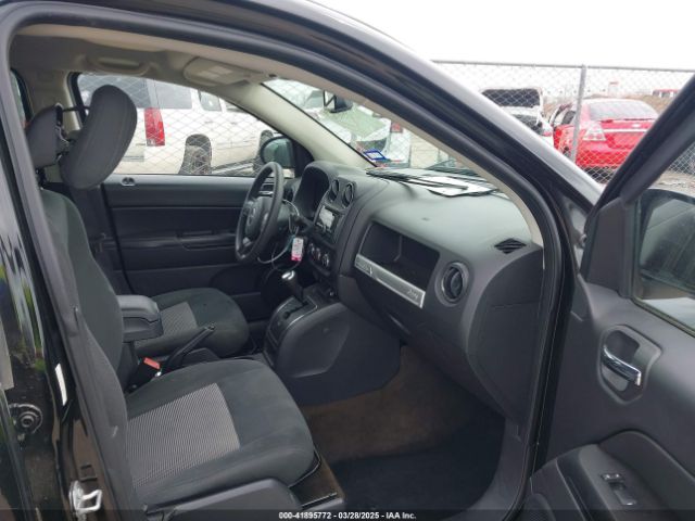 1C4NJDBB4HD106030 Jeep Compass Sport 4x4