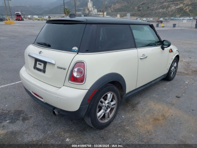 2011 MINI COOPER WMWSU3C50BT093428 Photo 3