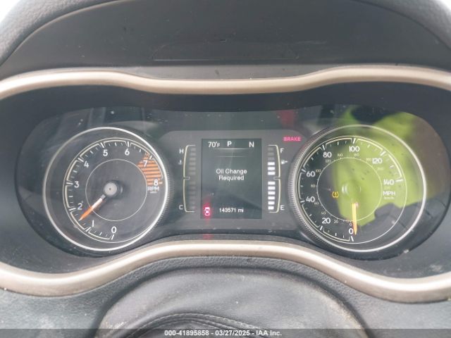 1C4PJMCXXJD532507 Jeep Cherokee Latitude 4x4