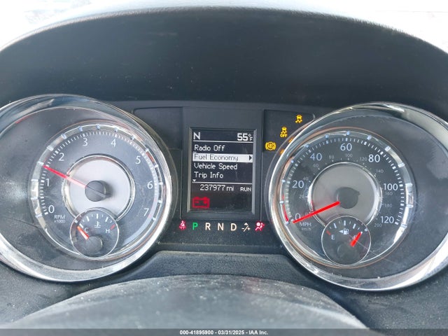 2C4RC1BG5ER381551 Chrysler Town & Country Touring