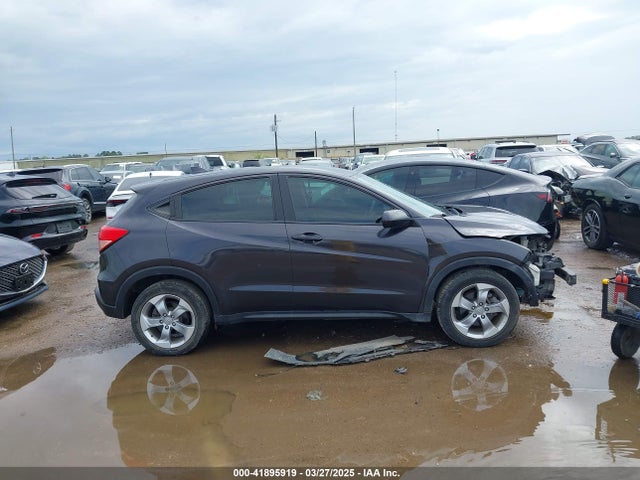 3CZRU5H3XJG706214 Honda HR-V LX