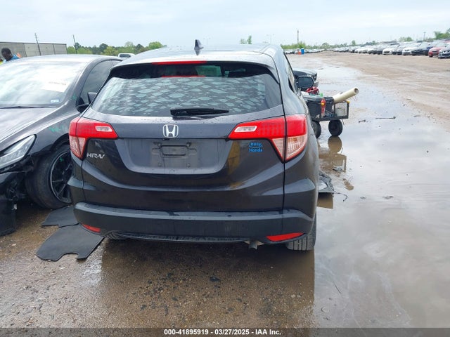 3CZRU5H3XJG706214 Honda HR-V LX