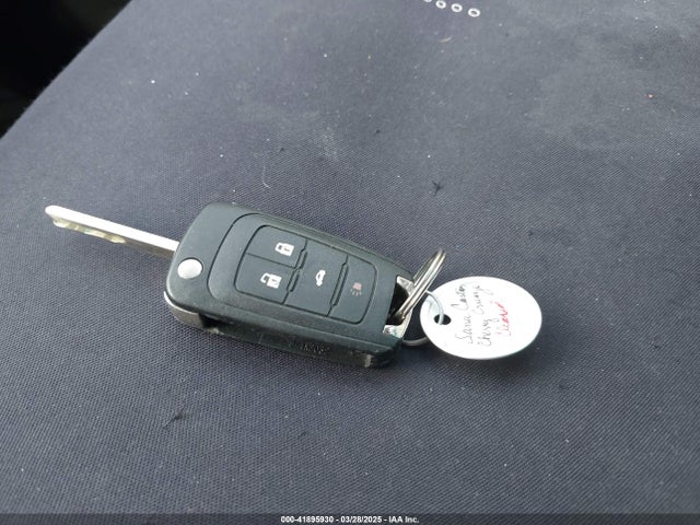 41895930 :رقم المزاد ، 1G1PB5SHXD7228747 vin ، 2013 Chevrolet Cruze Ls Manual مزاد بيع