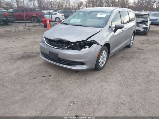 2C4RC1DGXJR177738 Chrysler Pacifica Touring