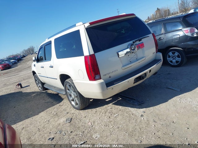 2007 CADILLAC ESCALADE ESV 1GYFK668X7R327901 Photo 2