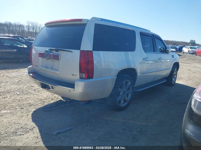 2007 CADILLAC ESCALADE ESV 1GYFK668X7R327901 Photo 3