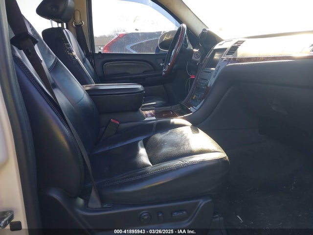 2007 CADILLAC ESCALADE ESV 1GYFK668X7R327901 Photo 4