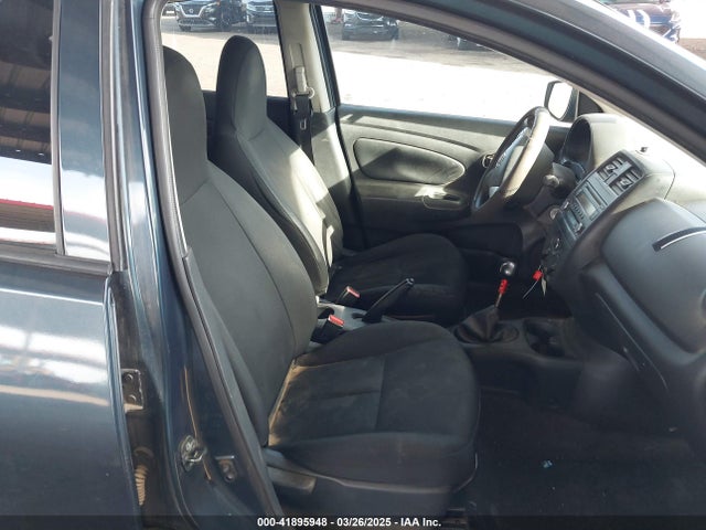 3N1CN7APXGL821206 Nissan Versa 1.6 S