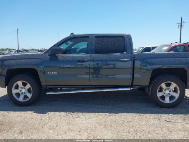 3GCUKREC4JG186061 Chevrolet Silverado 1500 2lt