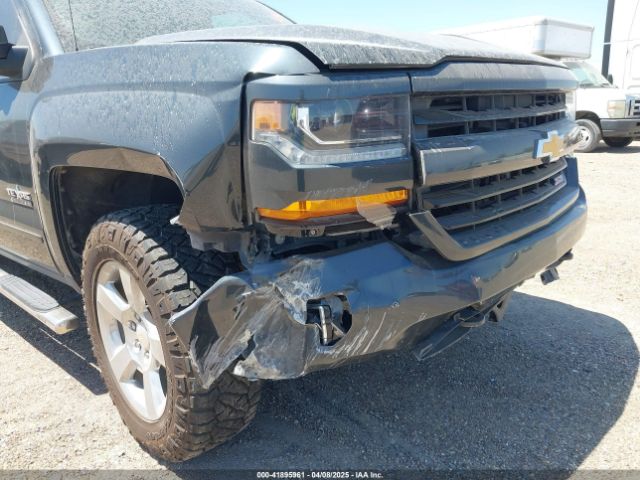 3GCUKREC4JG186061 Chevrolet Silverado 1500 2lt