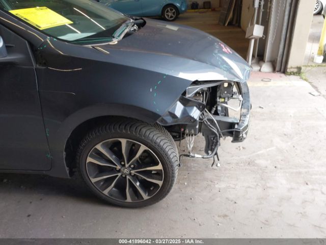 2T1BURHE1KC204994 Toyota COROLLA SE