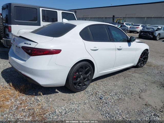 Alfa Romeo Giulia Rwd 2019 ZARFAMAN2K7621023 Image 4