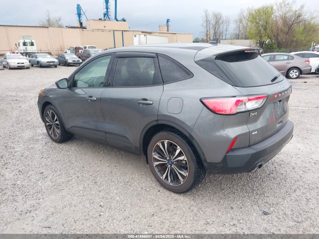 1FMCU0G65NUB52010 Ford ESCAPE SE