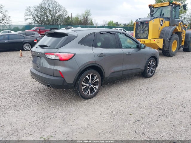1FMCU0G65NUB52010 Ford ESCAPE SE