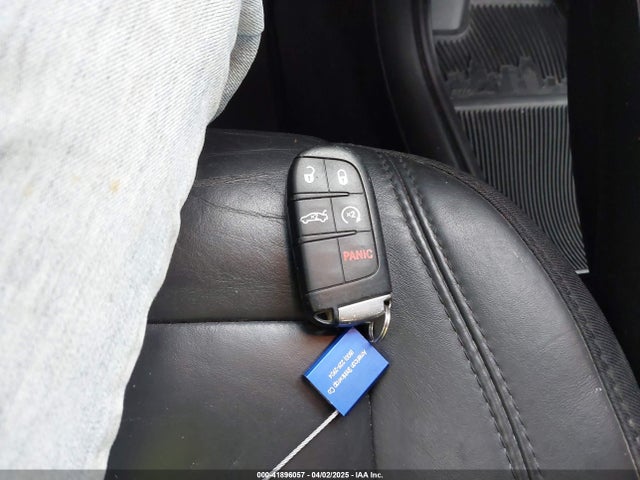 1C3CCCCB7FN544899 Chrysler 200 C