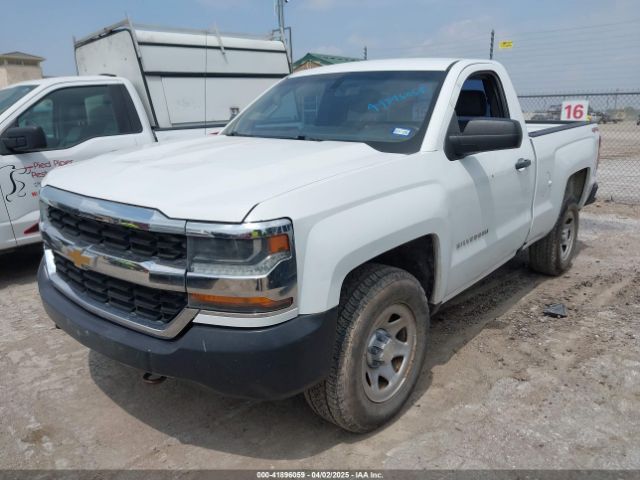 1GCNKNEC8JZ219883 Chevrolet Silverado 1500 Wt