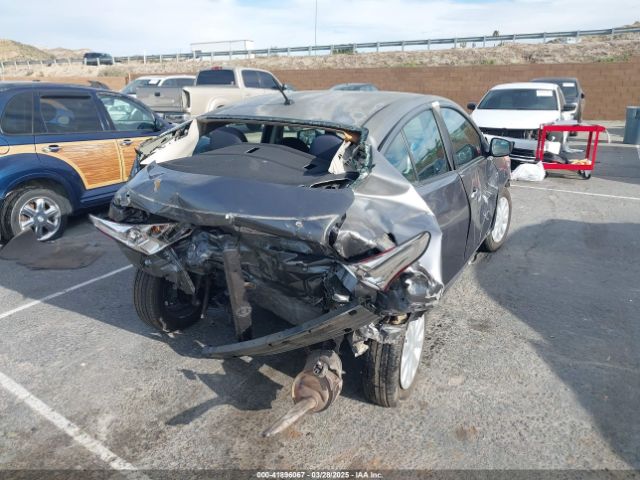 3N1CN7AP7JL877482 Nissan Versa 1.6 Sv