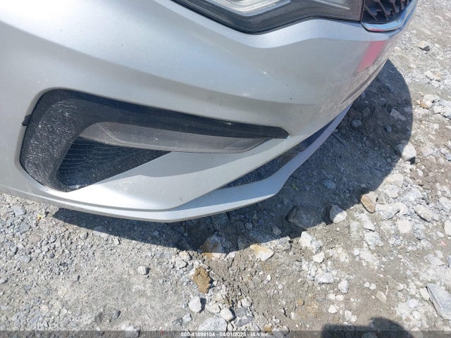 5XXGT4L39KG369069 KIA Optima Lx