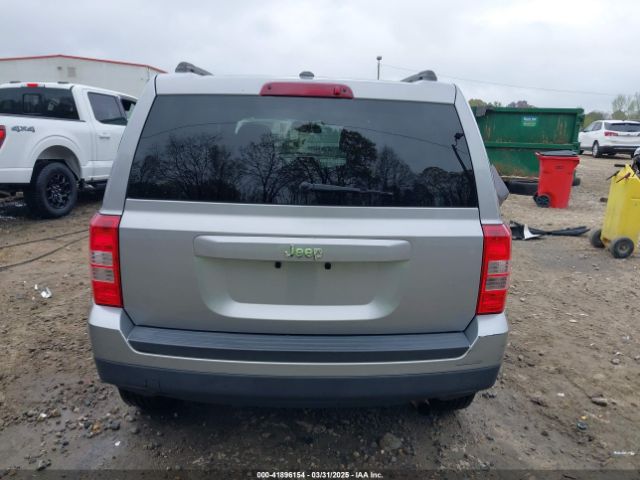 1C4NJPBA2HD146096 Jeep Patriot Sport Fwd