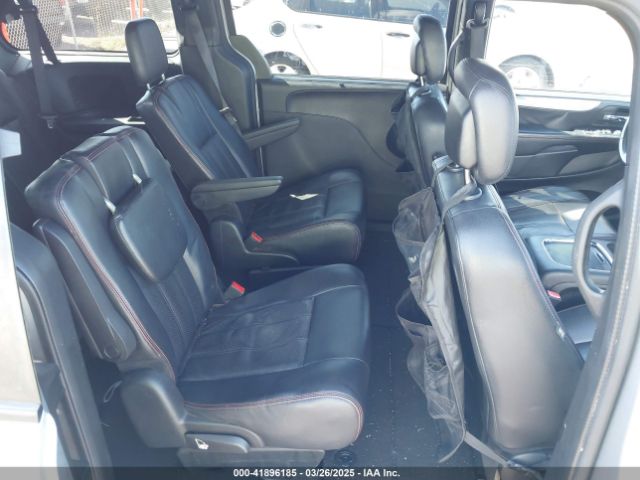 2C4RDGEG5KR660425 Dodge Grand Caravan Gt