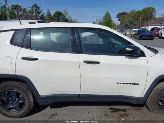 3C4NJCAB1JT151759 Jeep Compass Sport Fwd