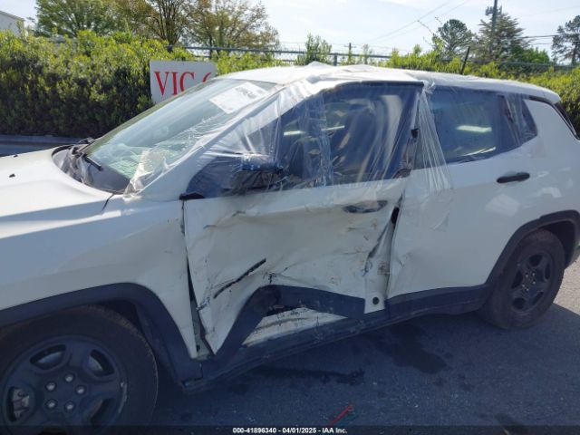 3C4NJCAB1JT151759 Jeep Compass Sport Fwd