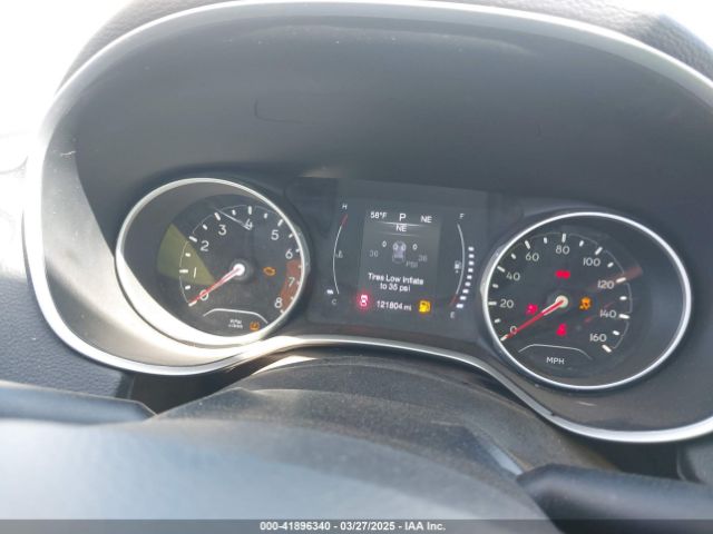 3C4NJCAB1JT151759 Jeep Compass Sport Fwd
