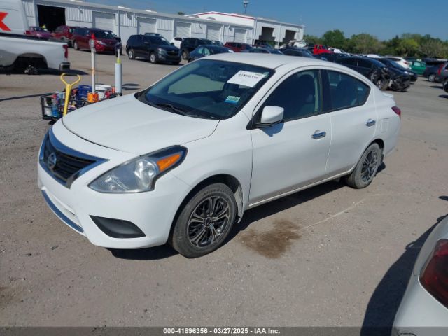 3N1CN7AP8HL812621 Nissan Versa