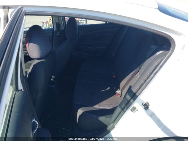 3N1CN7AP8HL812621 Nissan Versa