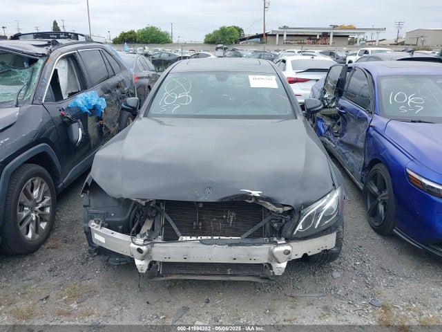 WDDZF4JB9JA481624 Mercedes-Benz E 300