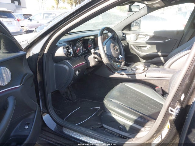 WDDZF4JB9JA481624 Mercedes-Benz E 300