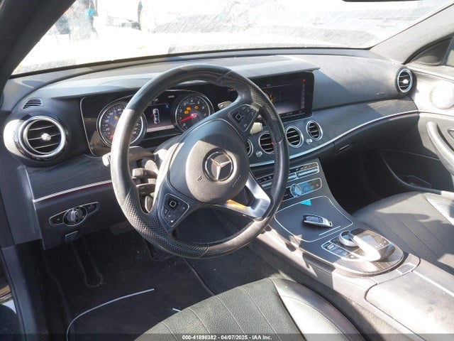 WDDZF4JB9JA481624 Mercedes-Benz E 300
