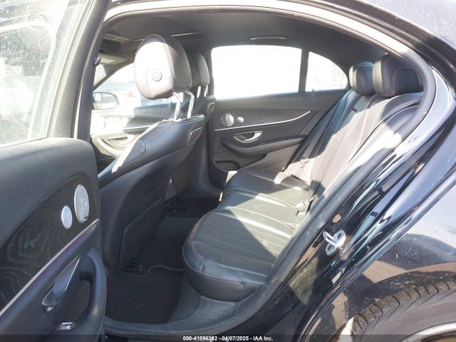 WDDZF4JB9JA481624 Mercedes-Benz E 300