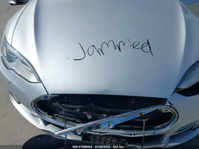 5YJSA1H17EFP43546 Tesla Model S P85