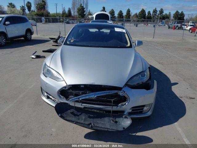 5YJSA1H17EFP43546 Tesla Model S P85