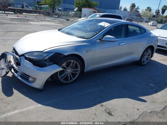 5YJSA1H17EFP43546 Tesla Model S P85