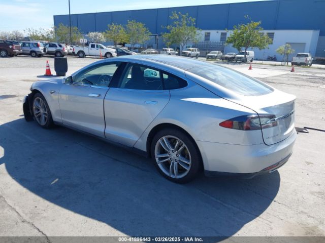 5YJSA1H17EFP43546 Tesla Model S P85