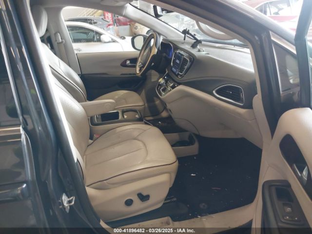 2020 CHRYSLER PACIFICA 2C4RC1GG7LR144176 Photo 4